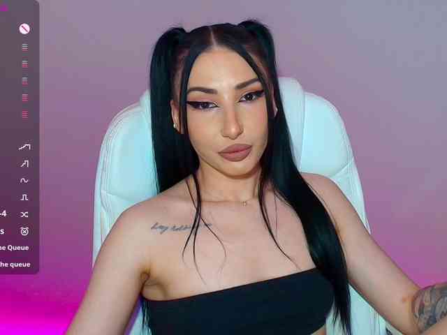 VickyLouna webcam