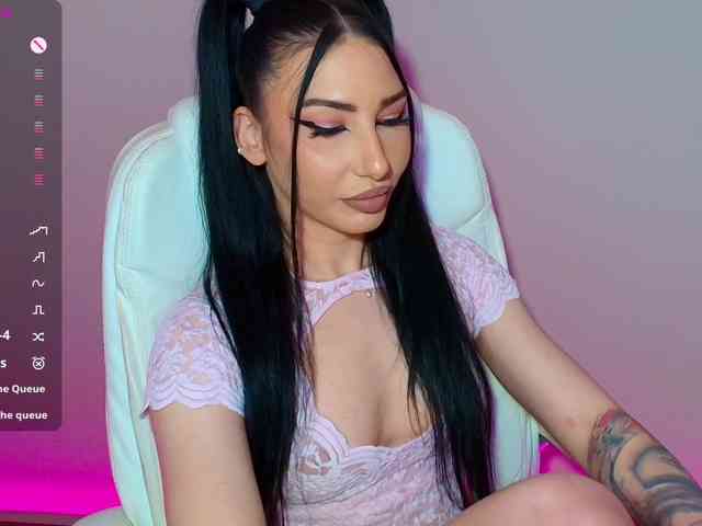 VickyLouna webcam