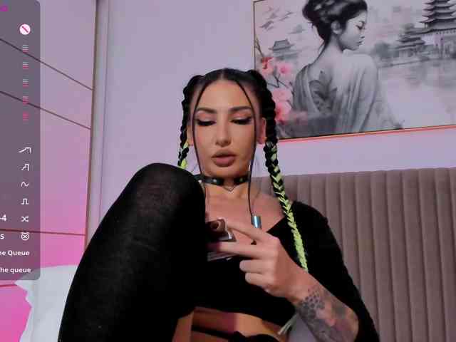 VickyLouna