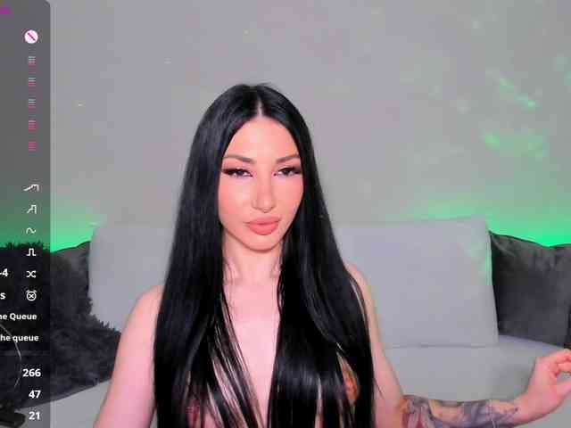 VickyLouna Live Webcam on BongaCams