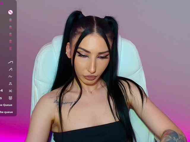 VickyLouna webcam