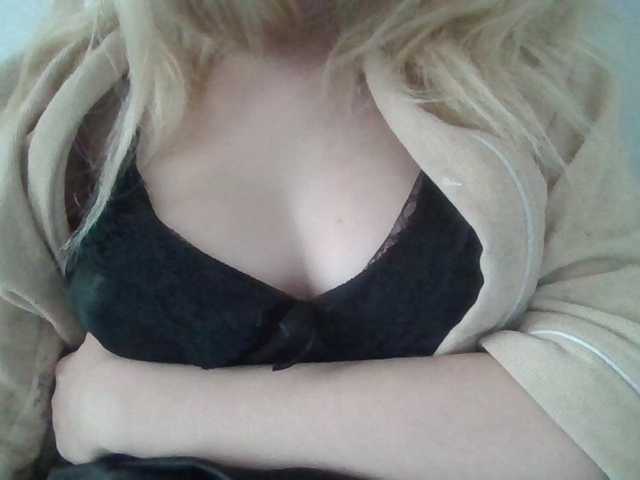 Anna6991 live cam on BongaCams