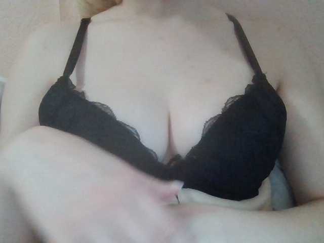 Anna6991 live cam on BongaCams