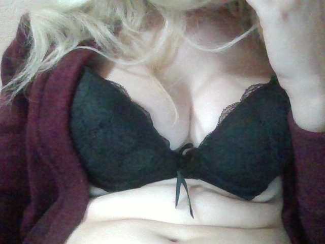 Anna6991 live cam on BongaCams
