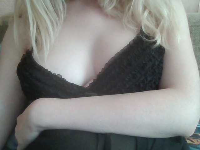 Anna6991 live cam on BongaCams