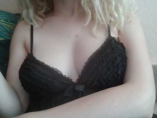 Anna6991 live cam on BongaCams