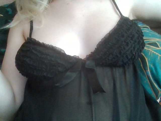 Anna6991 live cam on BongaCams