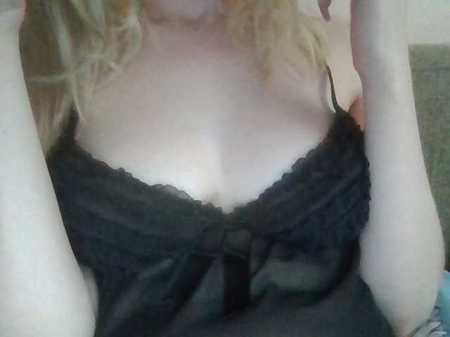 Anna6991 live cam on BongaCams
