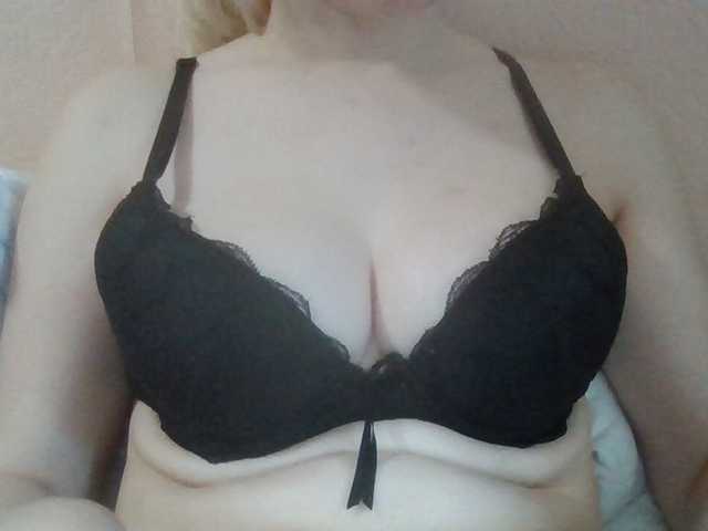 Anna6991 live cam on BongaCams