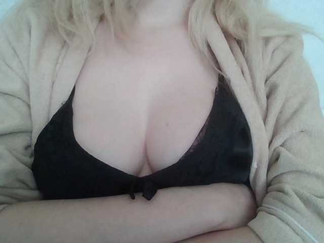 Anna6991 live cam on BongaCams