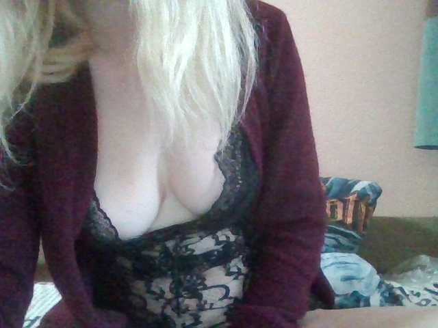 Anna6991 live cam on BongaCams
