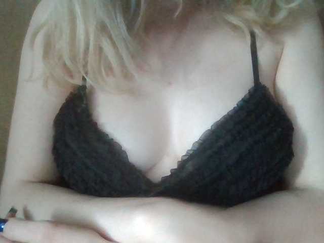 Anna6991's BongaCams show and profile