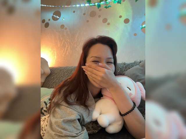 CrazyAleona live cam on BongaCams