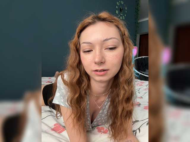 CrazyAleona live cam on BongaCams