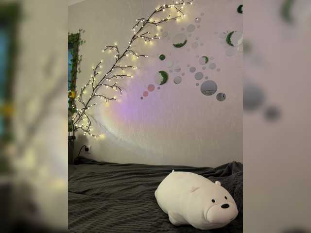 CrazyAleona live cam on BongaCams