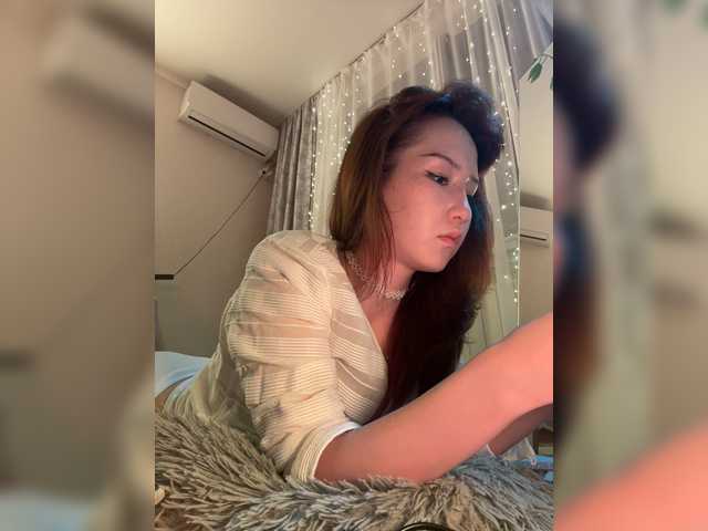 CrazyAleona live cam on BongaCams