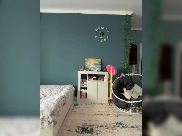 CrazyAleona live cam on BongaCams