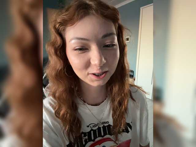 CrazyAleona live cam on BongaCams
