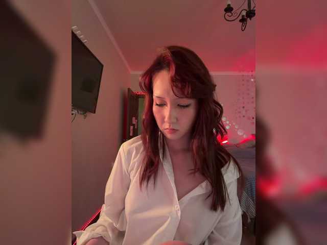 CrazyAleona, en directo ahora en BongaCams
