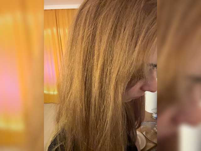 CrazyAleona live cam on BongaCams