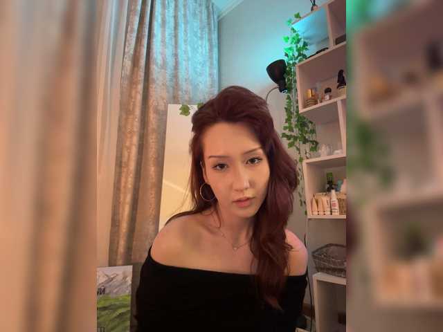 CrazyAleona live cam on BongaCams