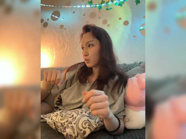 ShyAlya live webcam show