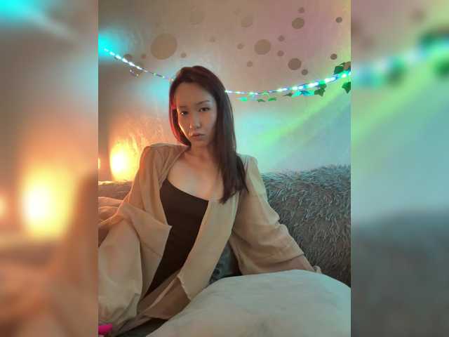 CrazyAleona live cam on BongaCams