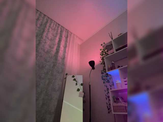 CrazyAleona live cam on BongaCams