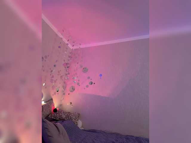 CrazyAleona live cam on BongaCams
