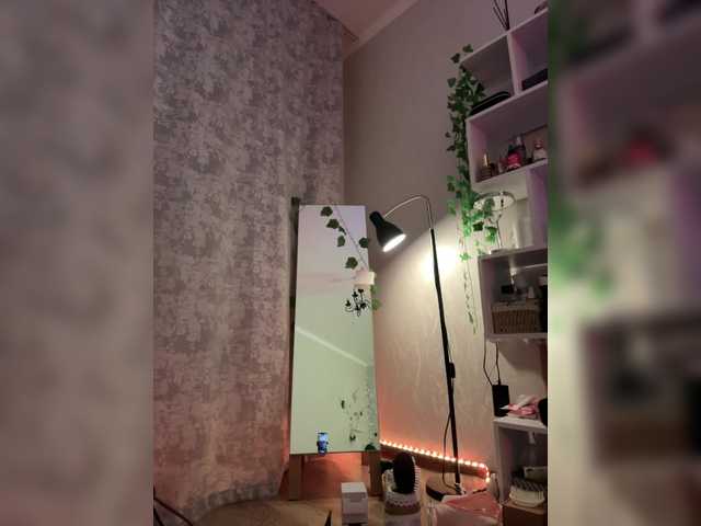 CrazyAleona live cam on BongaCams