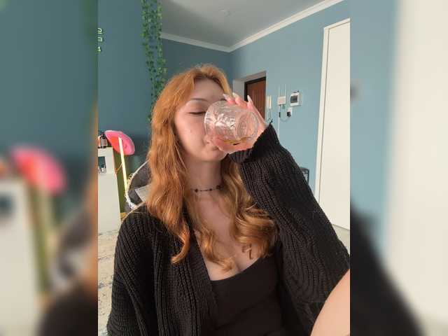 CrazyAleona live cam on BongaCams