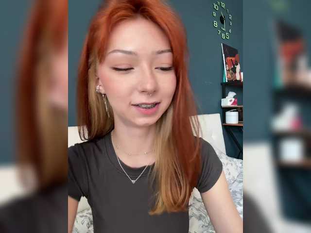 CrazyAleona live cam on BongaCams