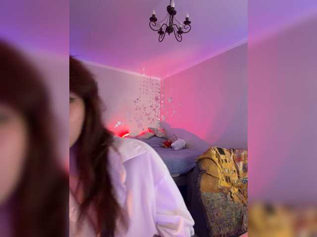 CrazyAleona, en directo ahora en BongaCams