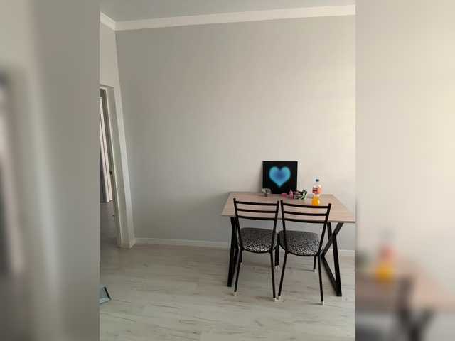 CrazyAleona live cam on BongaCams