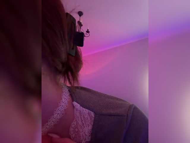 Shyalya live cam