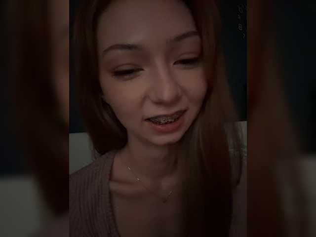 CrazyAleona live cam on BongaCams