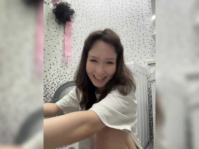 CrazyAleona live cam on BongaCams
