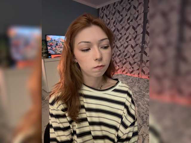 CrazyAleona live cam on BongaCams