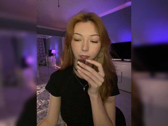 CrazyAleona live cam preview