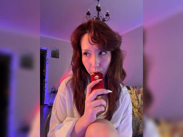 CrazyAleona, live now on BongaCams