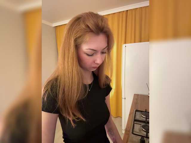 CrazyAleona live cam on BongaCams
