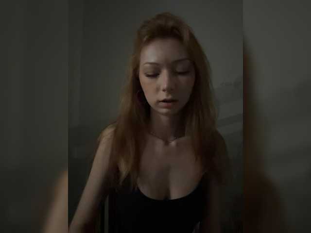 CrazyAleona live cam on BongaCams