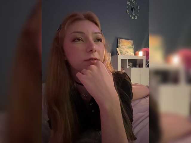 CrazyAleona live cam on BongaCams