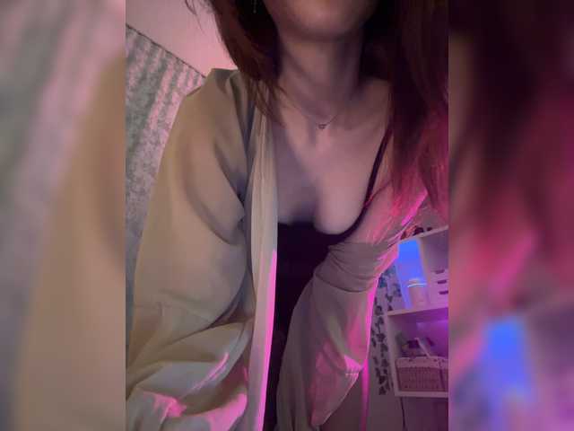 CrazyAleona live cam on BongaCams