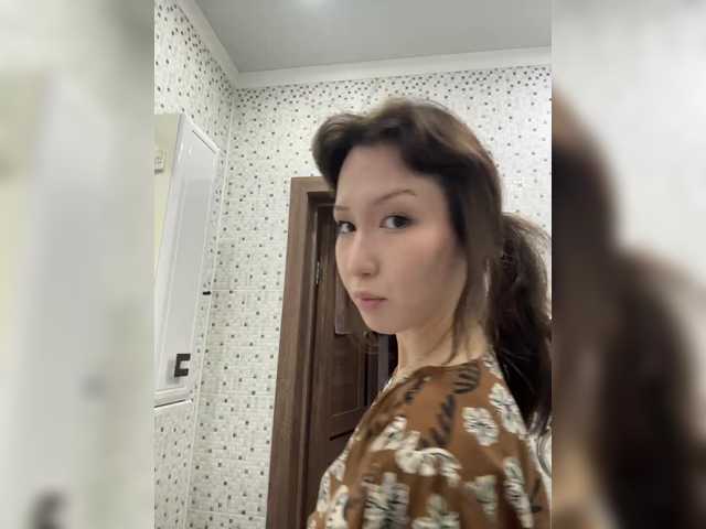 CrazyAleona live cam on BongaCams