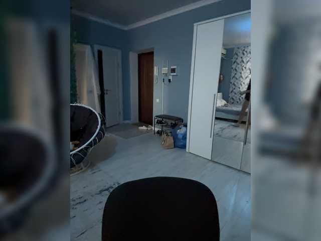 CrazyAleona live cam on BongaCams