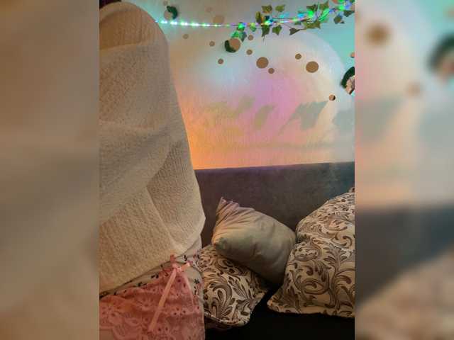 CrazyAleona live cam on BongaCams