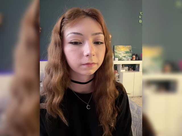 CrazyAleona Live Cam and Statistics on UnifiedCams