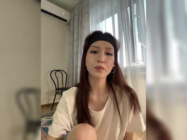 CrazyAleona live webcam show