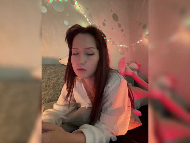 CrazyAleona live webcam show